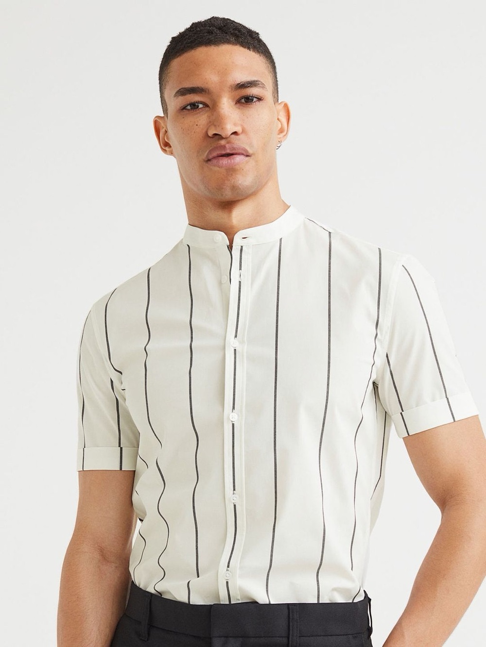 H&M Muscle Fit White Striped Short Sleeve Button-Up Shirt Slim Modern medium